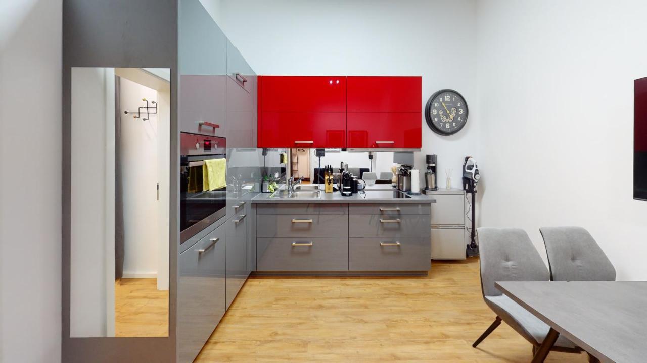 Sweethome - Luxus Pur - Grosse Kueche, Wifi Magdeburg Bagian luar foto